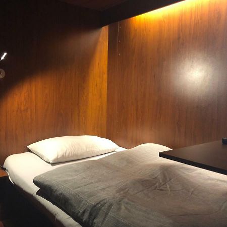 Onkel Inn Airport Sleepbox ลาปาซ ภายนอก รูปภาพ