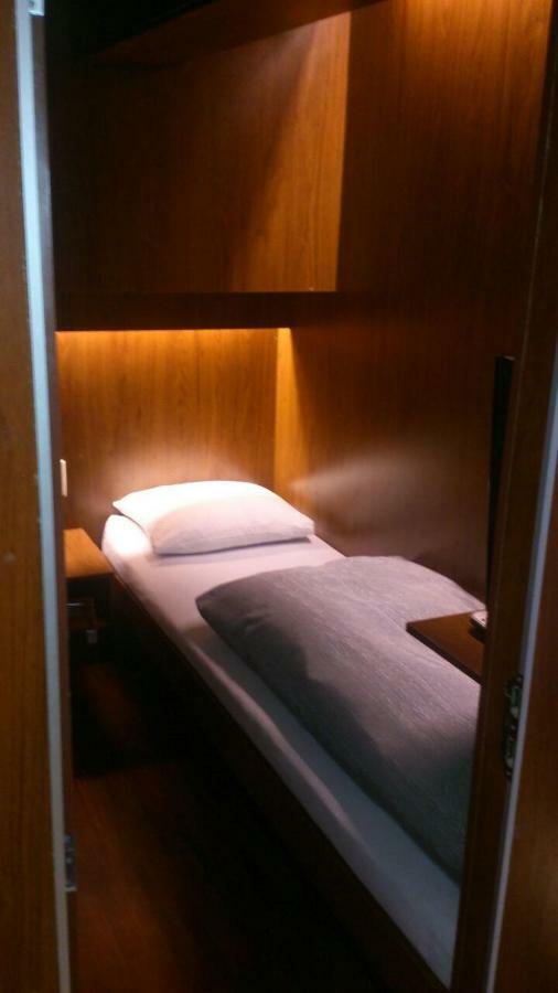 Onkel Inn Airport Sleepbox ลาปาซ ภายนอก รูปภาพ
